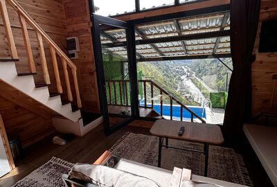 Vadi Manzaralı Özel Havuzlu Bungalov