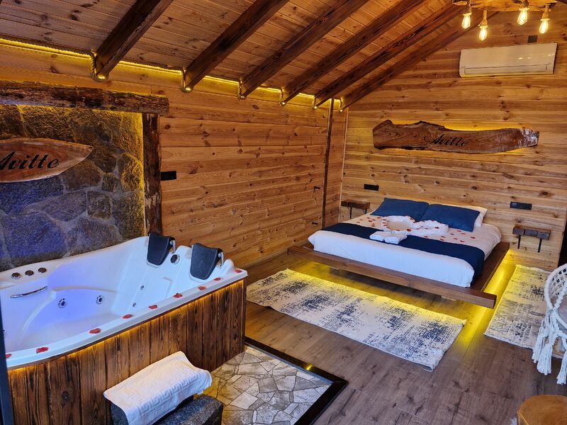 Queen Suit Jakuzili Balayı Bungalovu