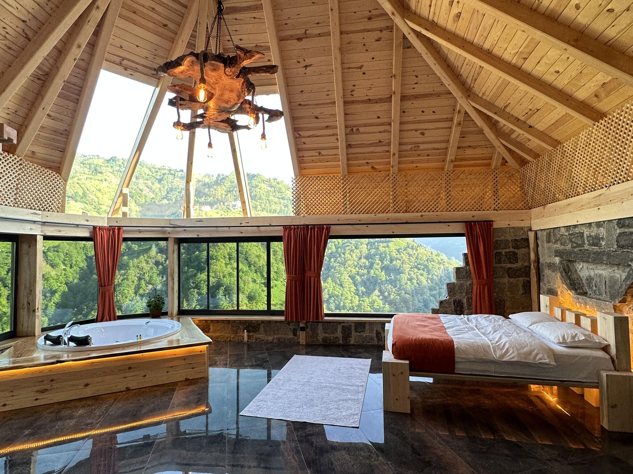 Loresima Dağ Evleri