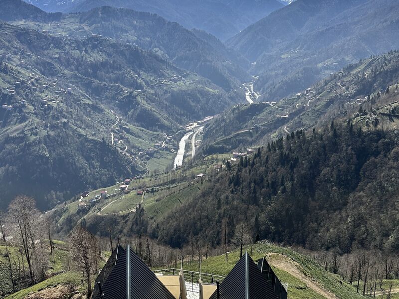 Jakuzili Zirve Dağ Evleri